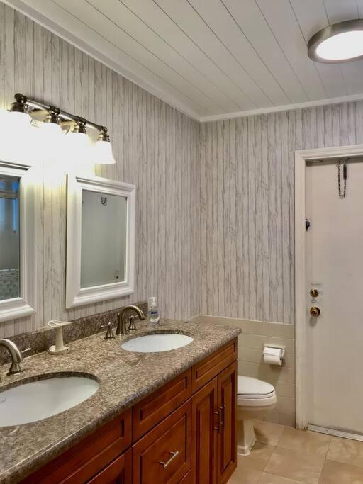 Pool House In Tropical Miami Villa Bagian luar foto